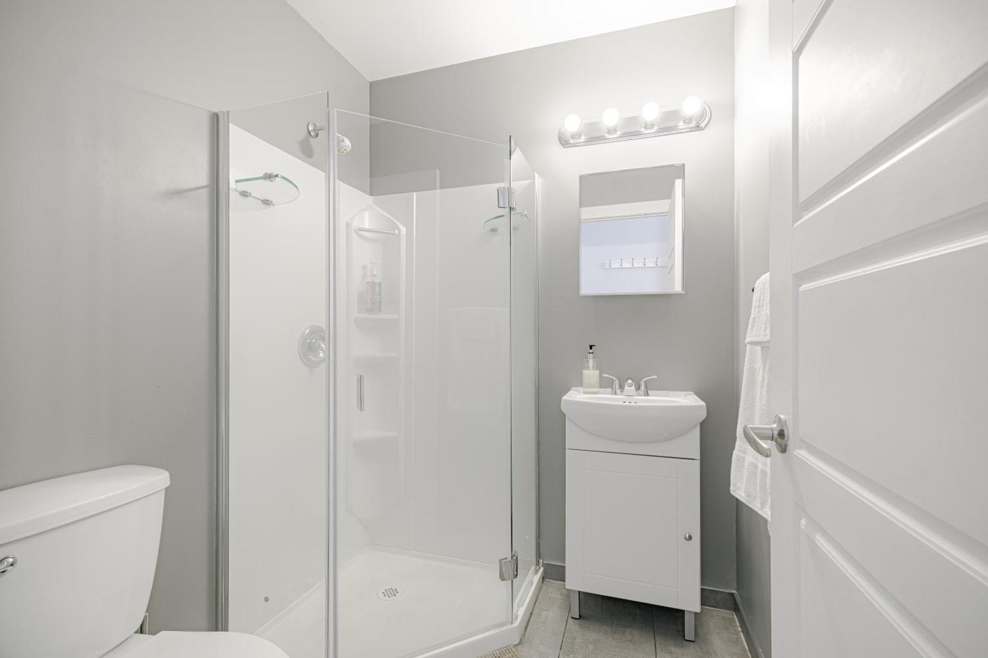 Homa Homestay Hotel By Olympic Stadium Montreal Auberge-Hostel Exteriér fotografie